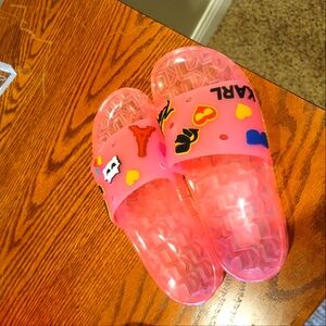 Karl Lagerfeld pool slides